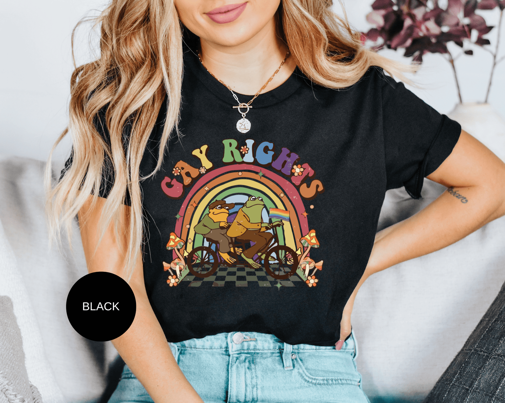 LOVE IS LOVE TSHIRT - Unity Hue